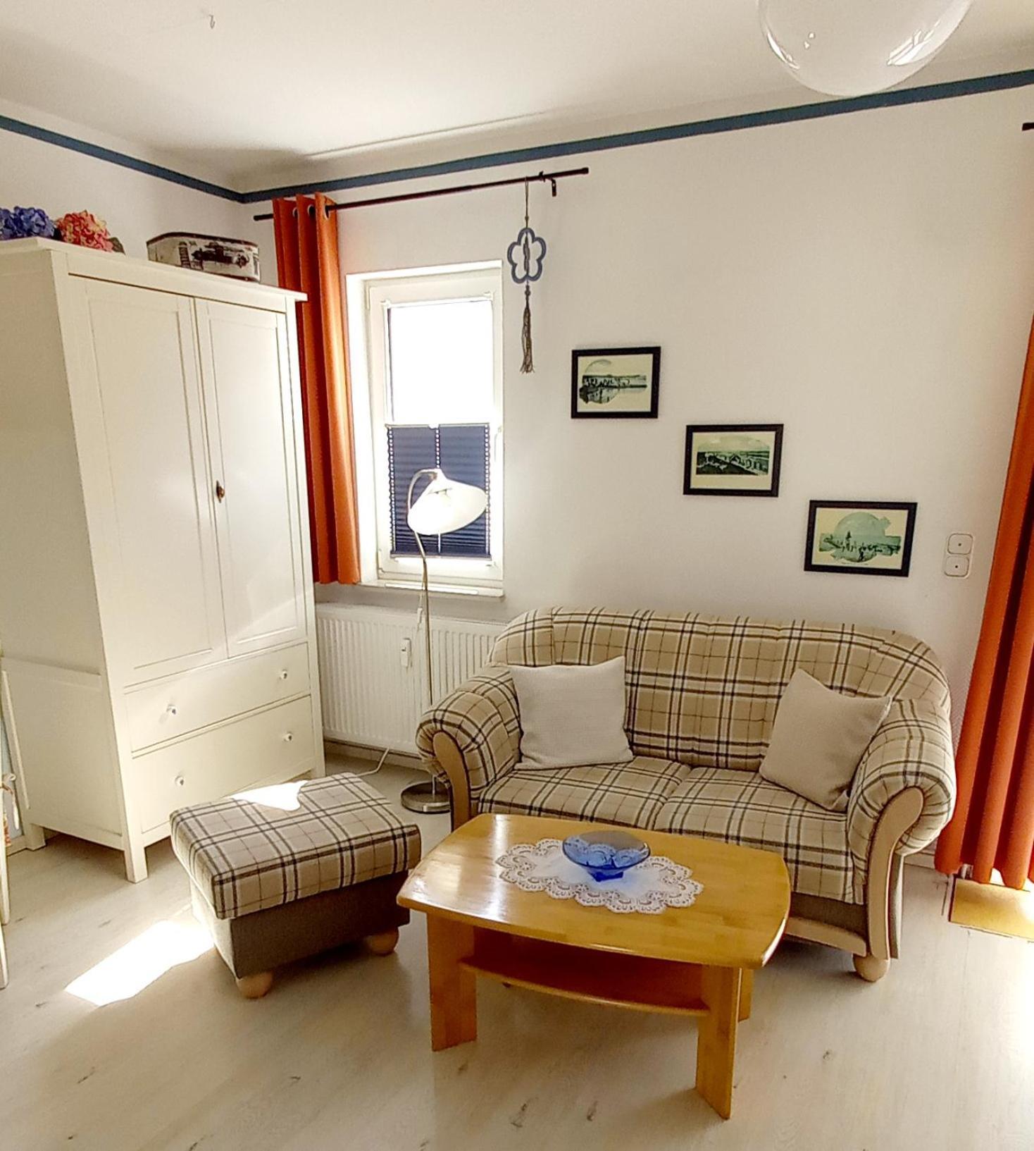 Studio 5 Im Eg Haus Stranddistel, Wunderschones Studio Fur 2 Personen In Zingst Buitenkant foto